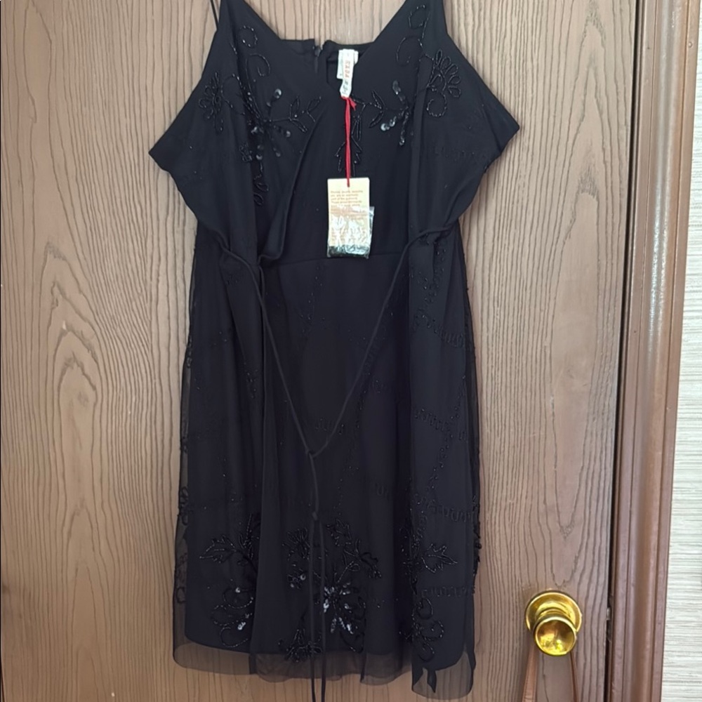 Raga Elegant Black Sleeveless Dress